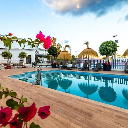 Residencia Deportiva Rozarossa Hotel Estepona Bagian luar foto