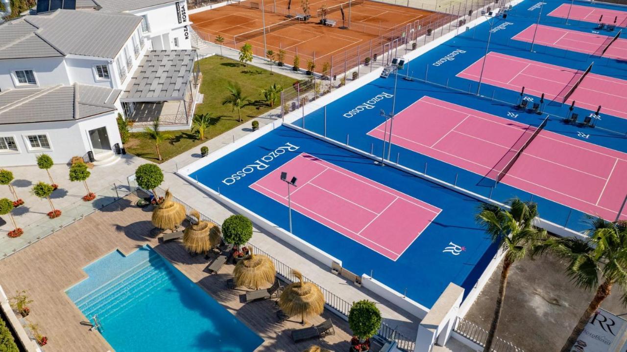 Residencia Deportiva Rozarossa Hotel Estepona Bagian luar foto