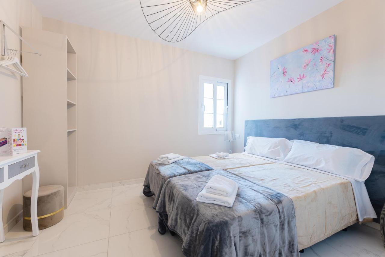 Residencia Deportiva Rozarossa Hotel Estepona Bagian luar foto